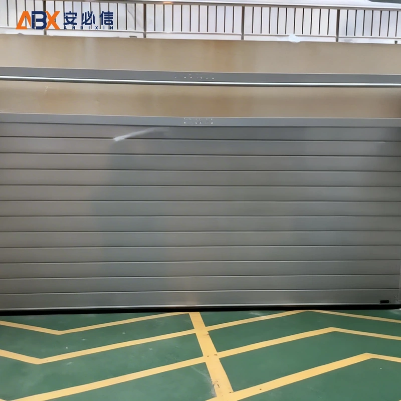 山南铝质快速门